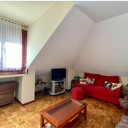 Appartamento Apartamento Centro Onís Esterno foto