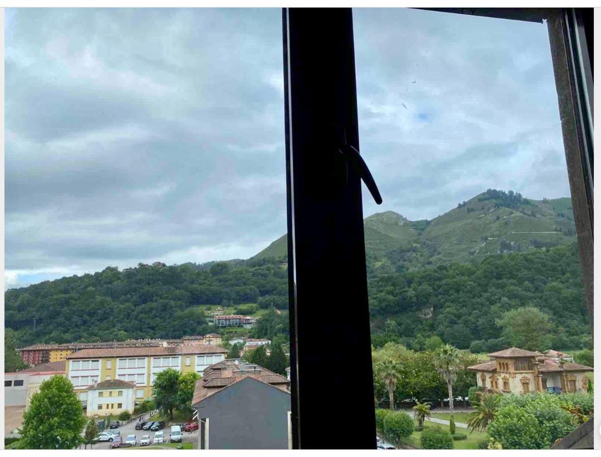 Appartamento Apartamento Centro Onís Esterno foto