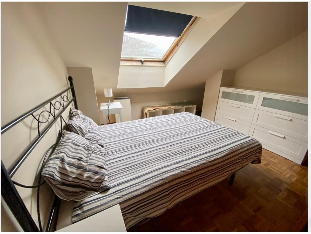 Appartamento Apartamento Centro Onís Esterno foto