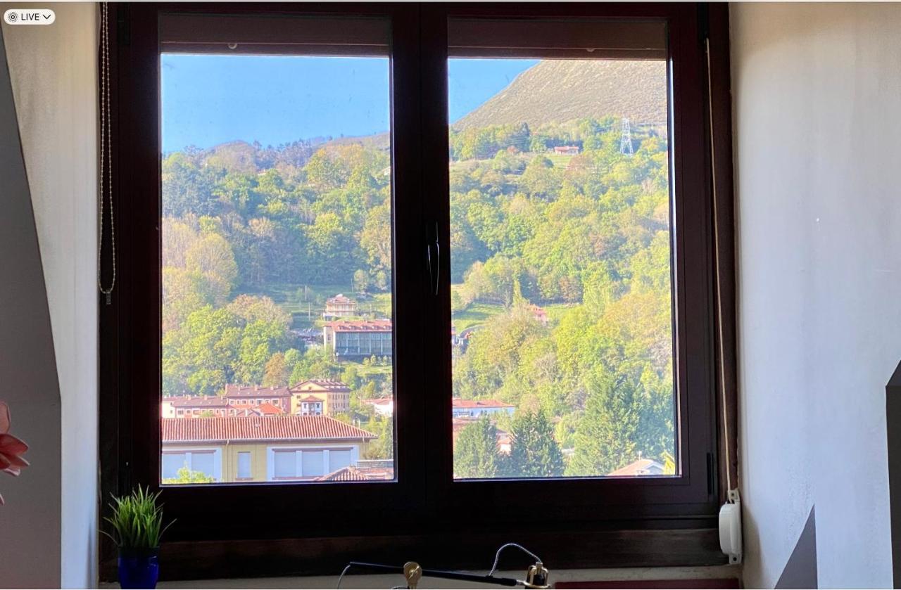 Appartamento Apartamento Centro Onís Esterno foto